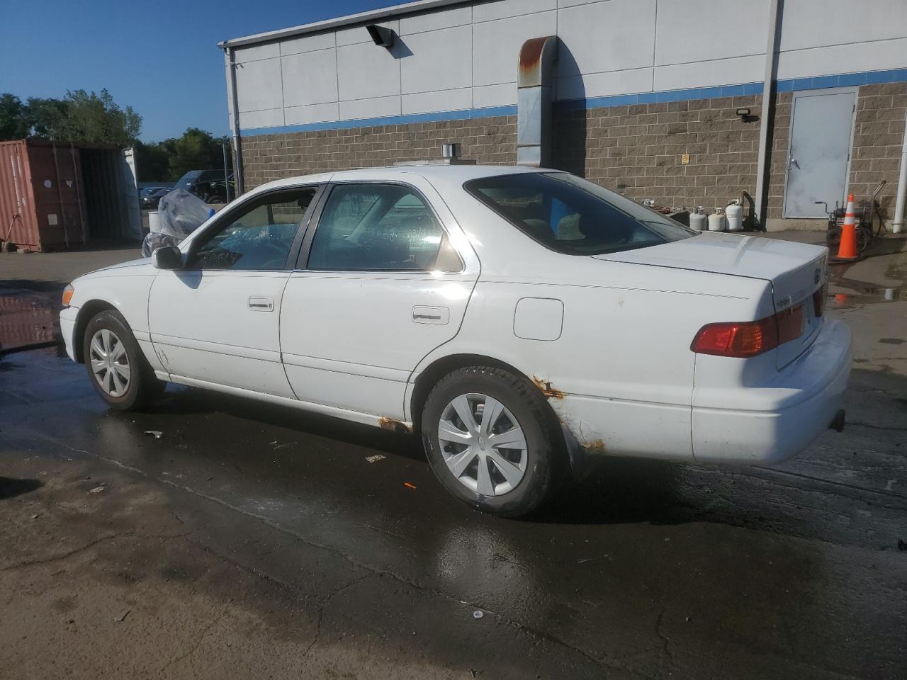 2001 TOYOTA CAMRY