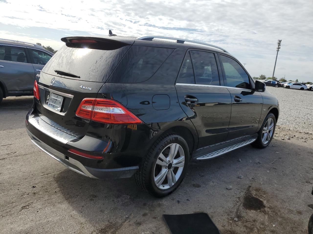 2012 MERCEDES-BENZ ML-Class