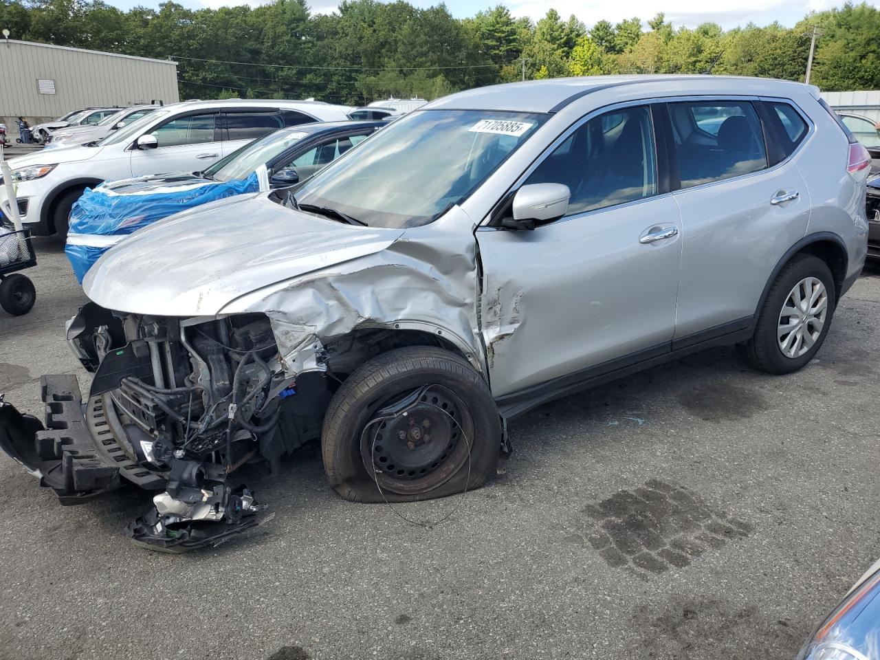 2015 NISSAN ROGUE