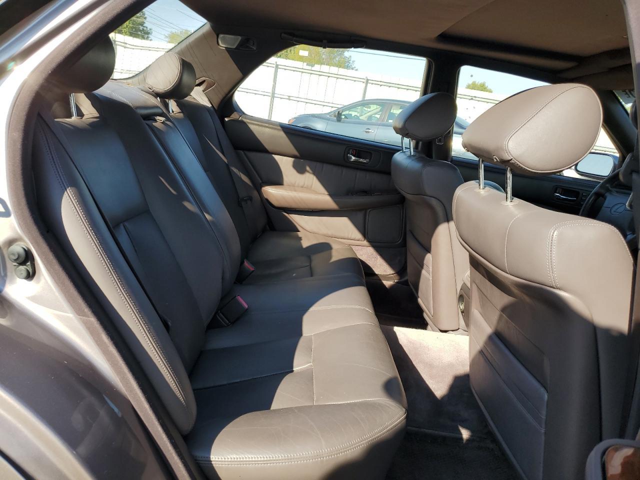 1993 LEXUS Ls 400
