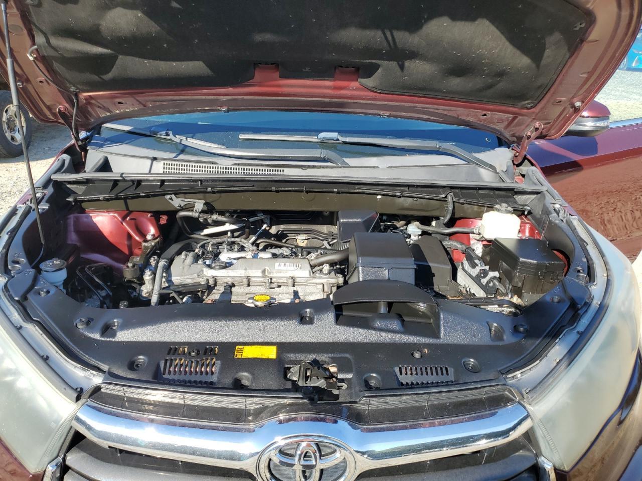 2015 TOYOTA HIGHLANDER