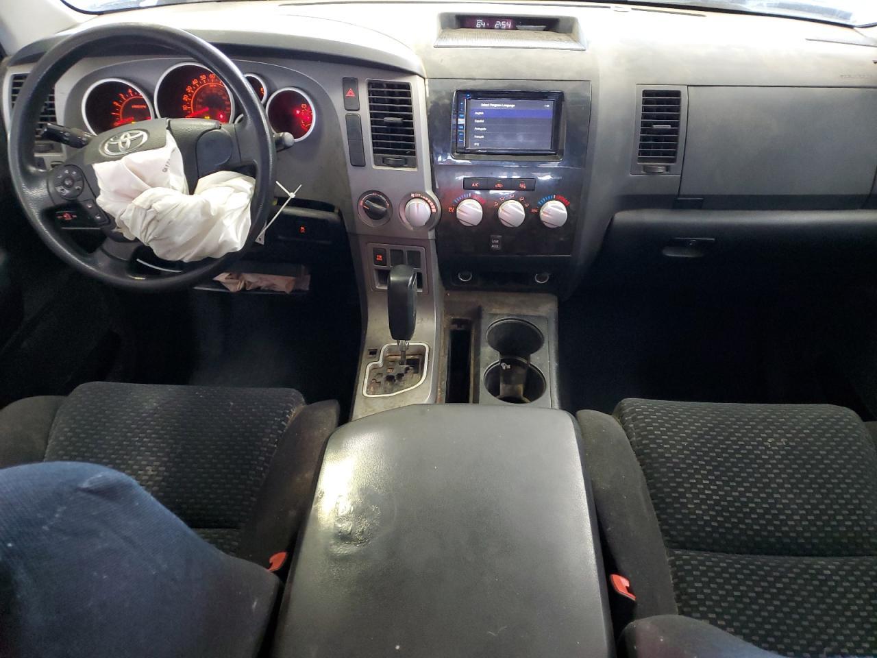 2011 TOYOTA TUNDRA
