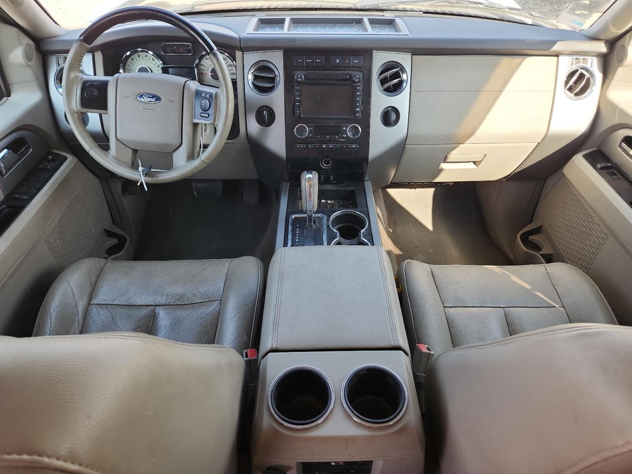 2013 FORD Expedition
