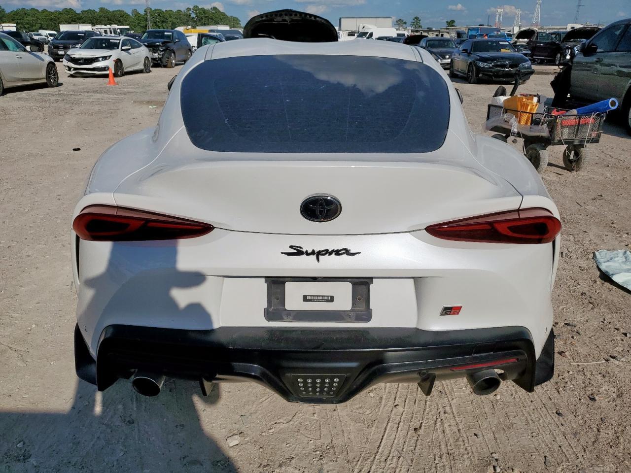 2021 TOYOTA Supra