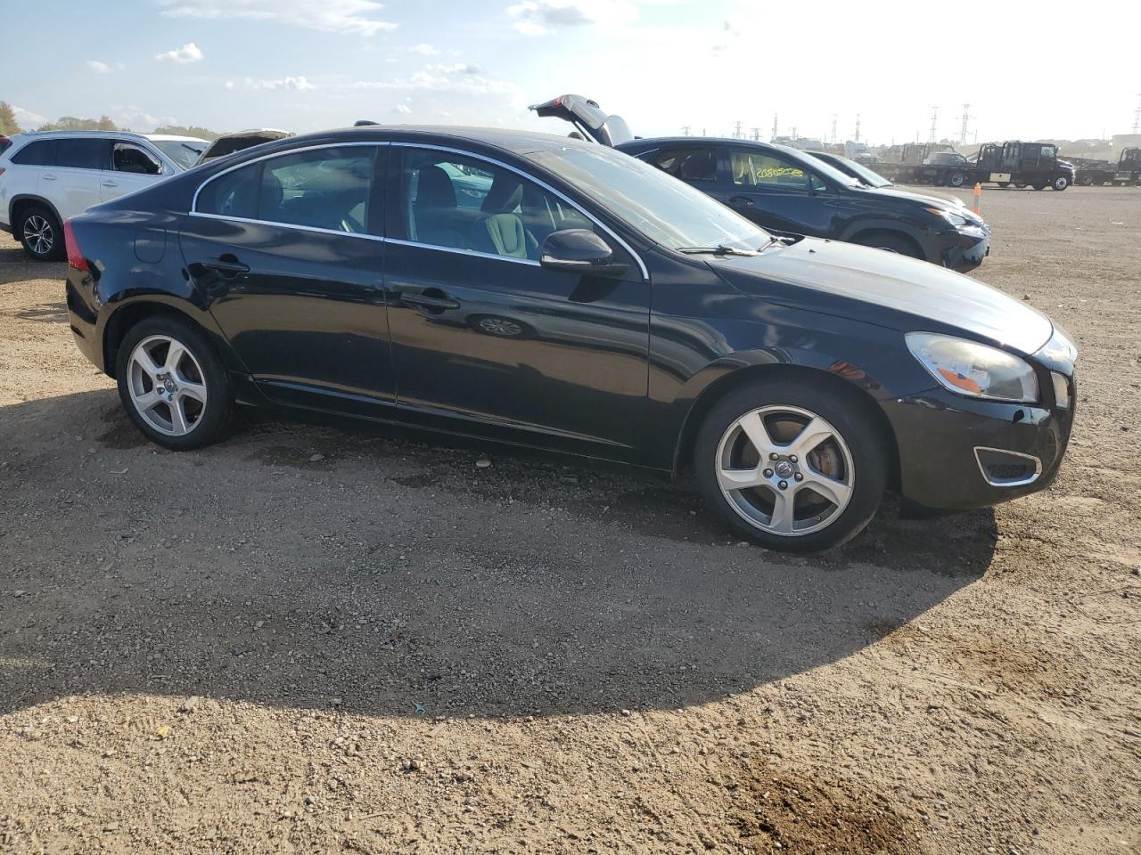 2013 VOLVO S60