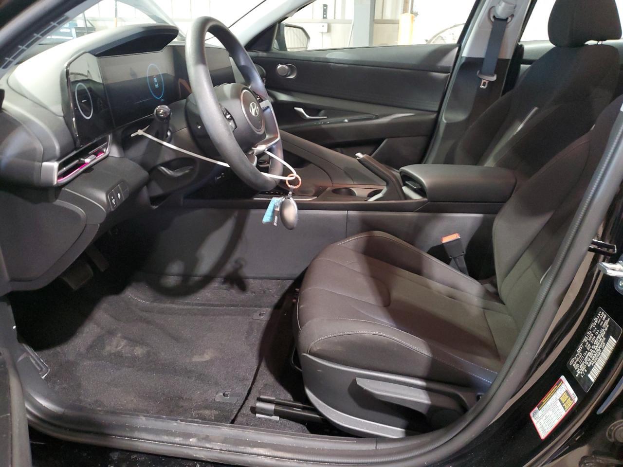 2024 HYUNDAI ELANTRA