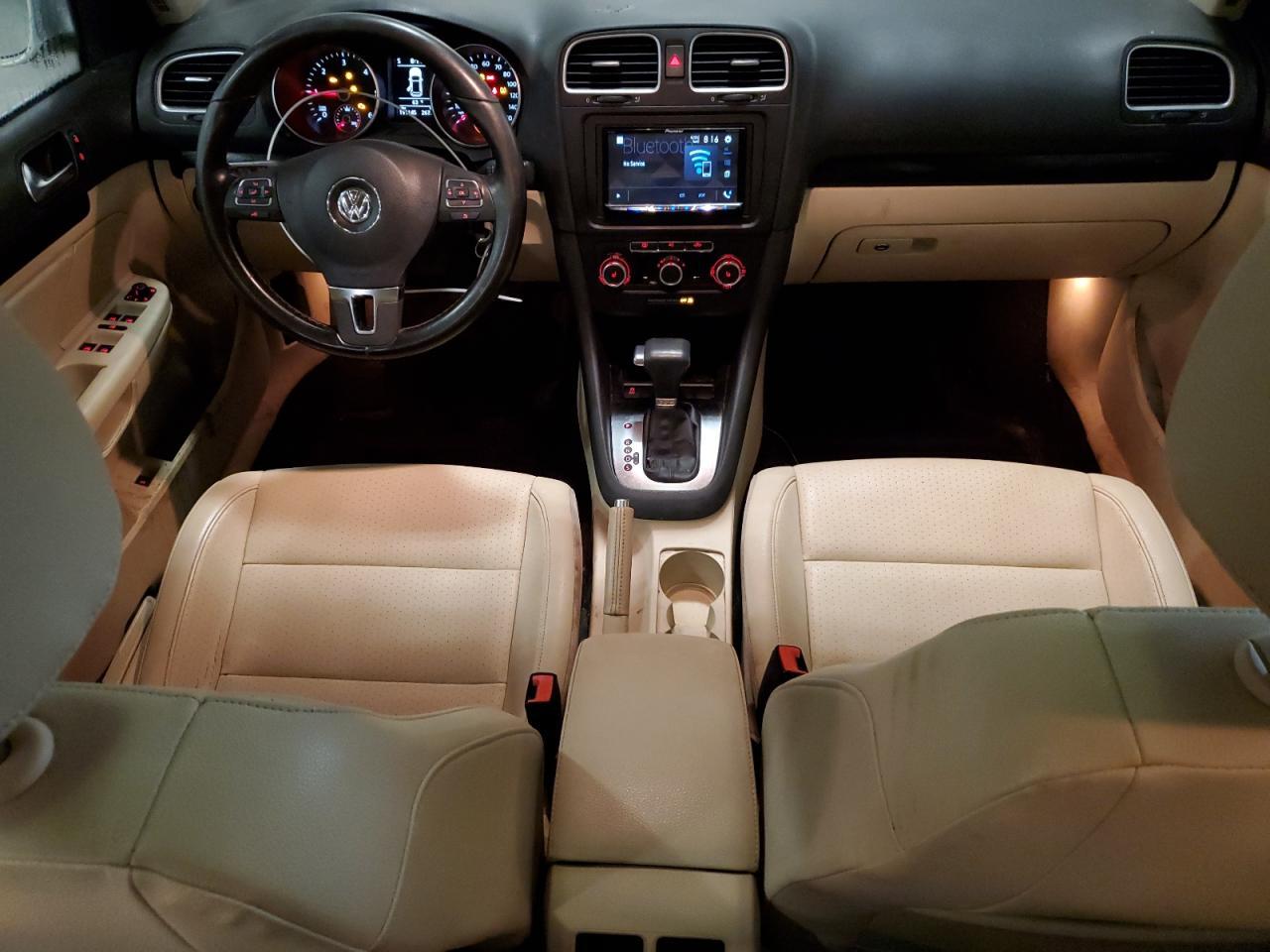 2011 VOLKSWAGEN JETTA
