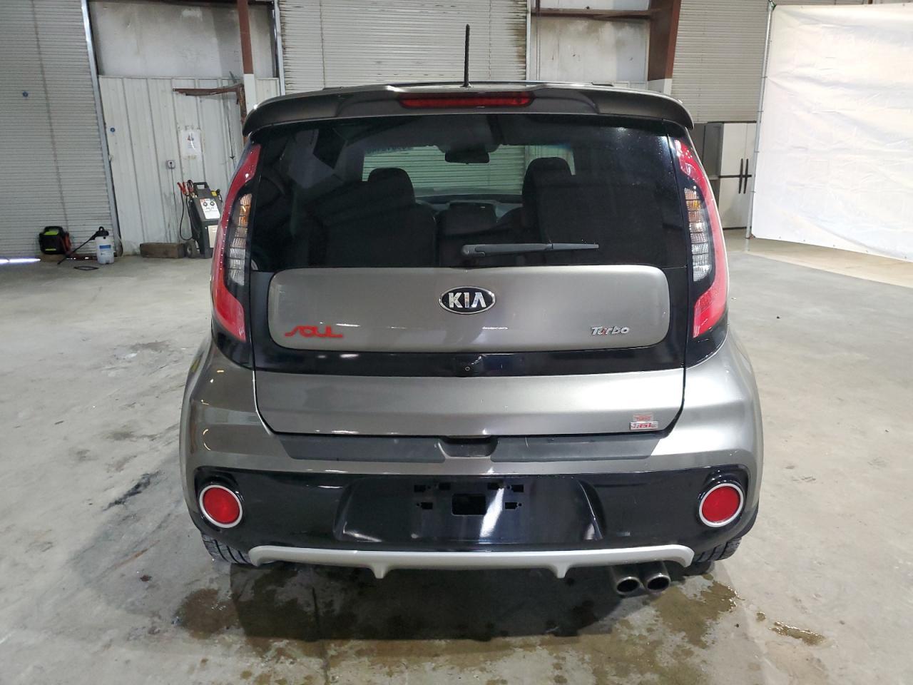 2018 KIA SOUL
