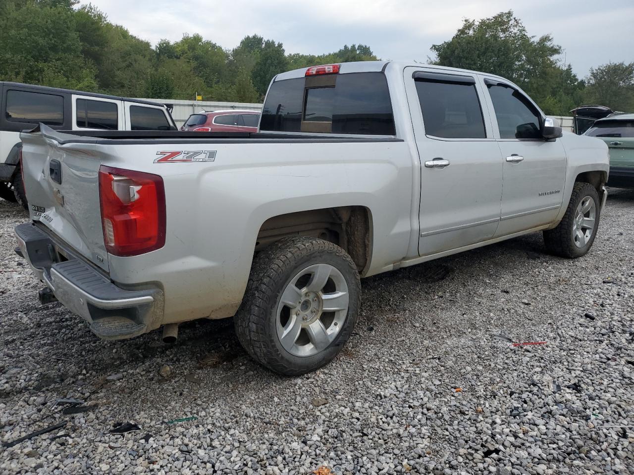 2017 CHEVROLET Silverado