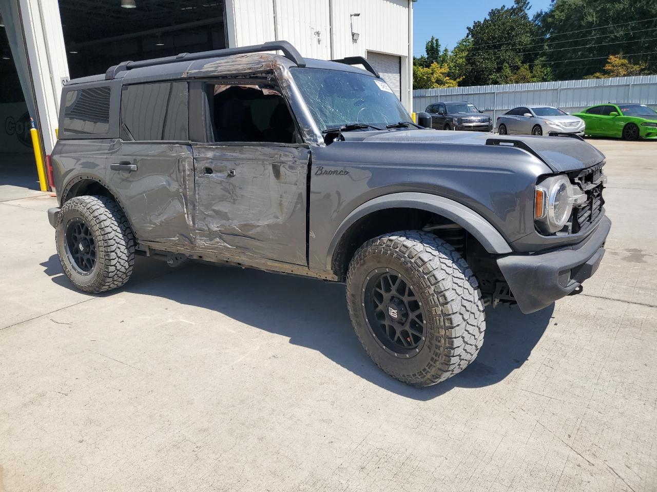 2022 FORD Bronco