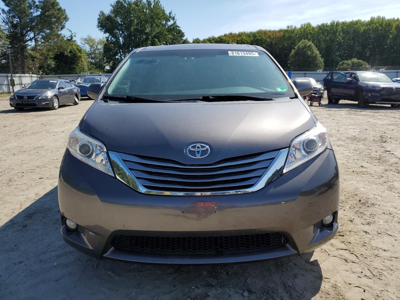 2016 TOYOTA SIENNA
