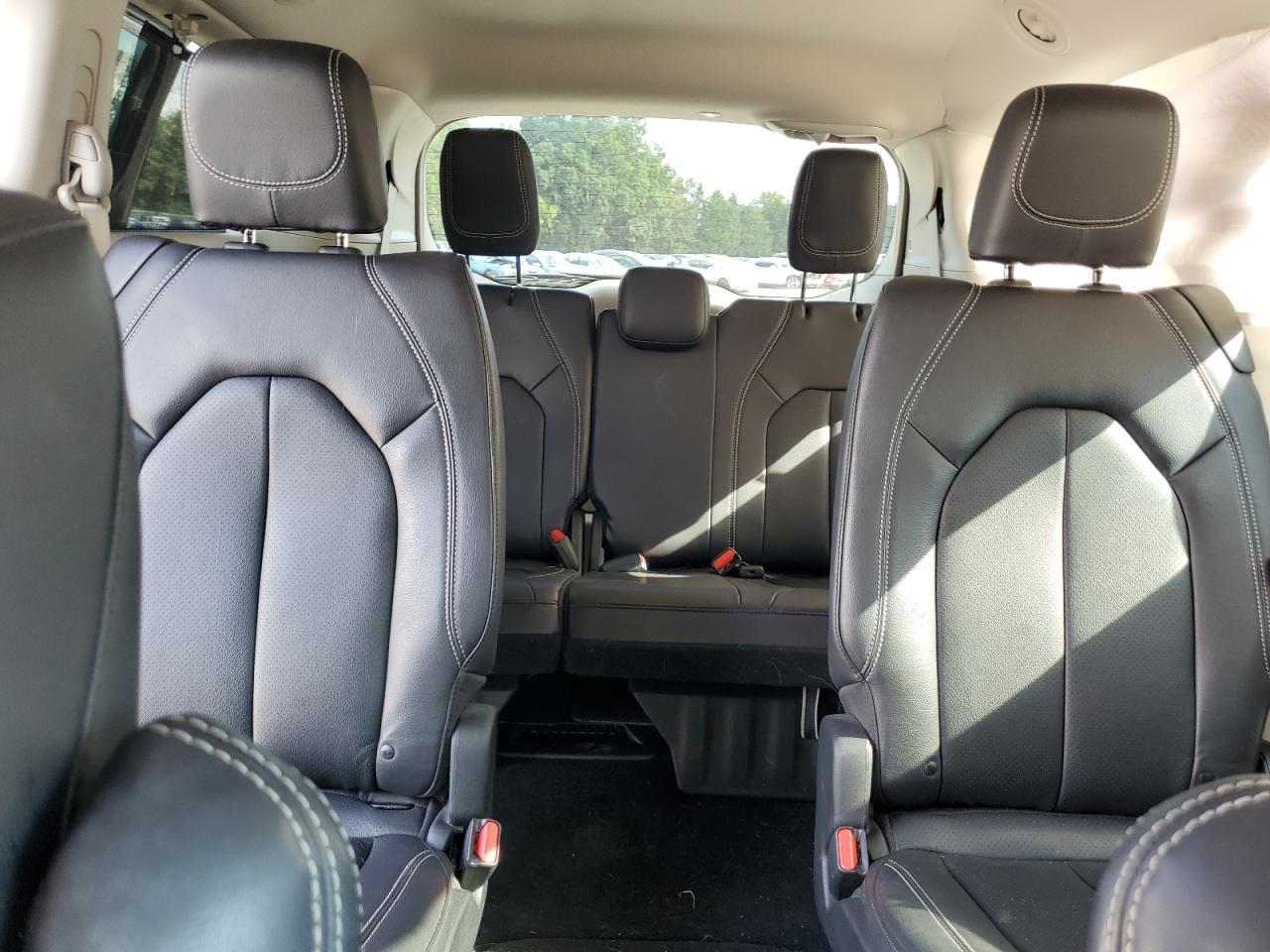 2022 CHRYSLER Pacifica