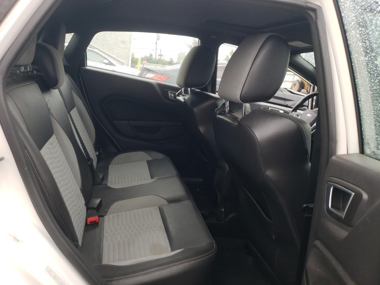 2016 FORD Fiesta