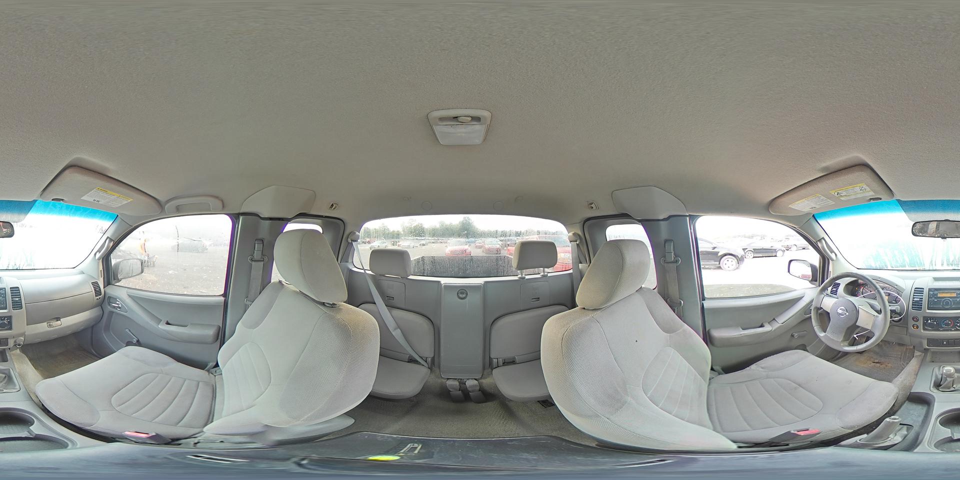 2012 NISSAN Frontier
