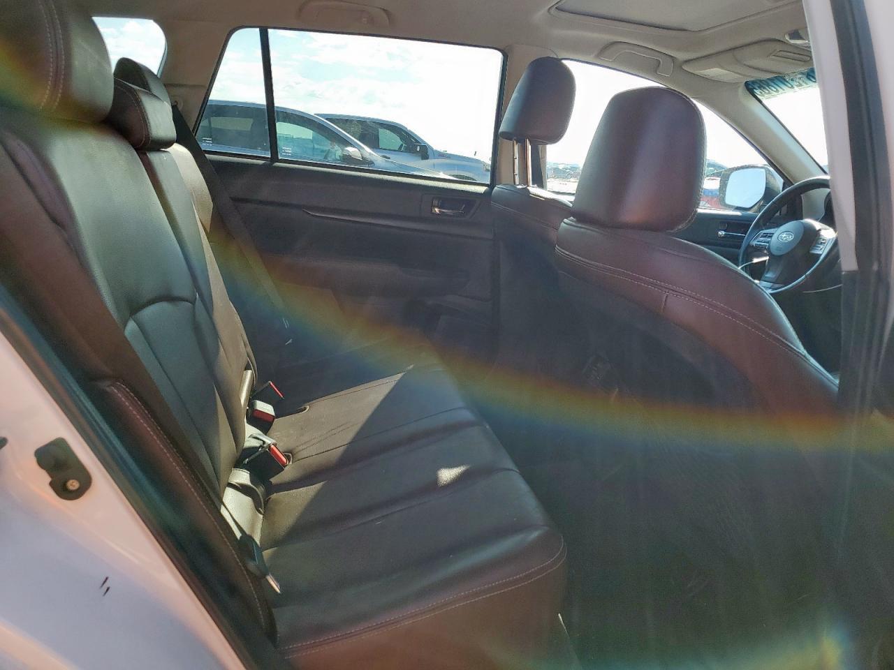 2013 SUBARU Outback