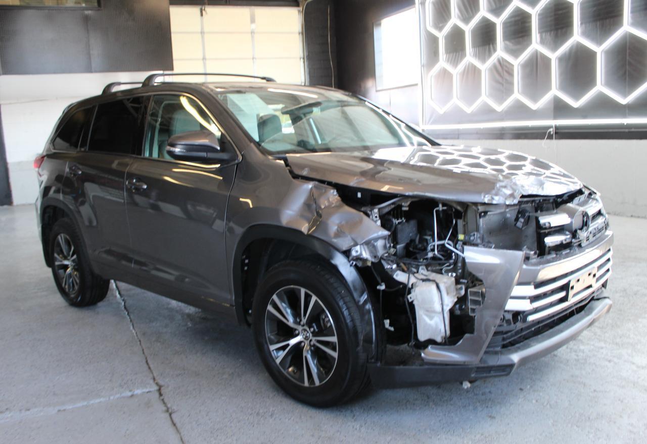 2018 TOYOTA HIGHLANDER