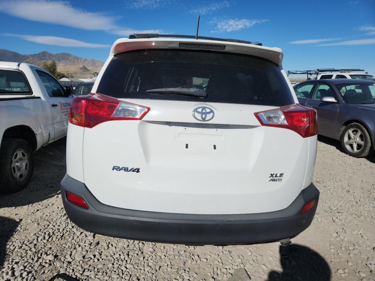 2015 TOYOTA RAV4