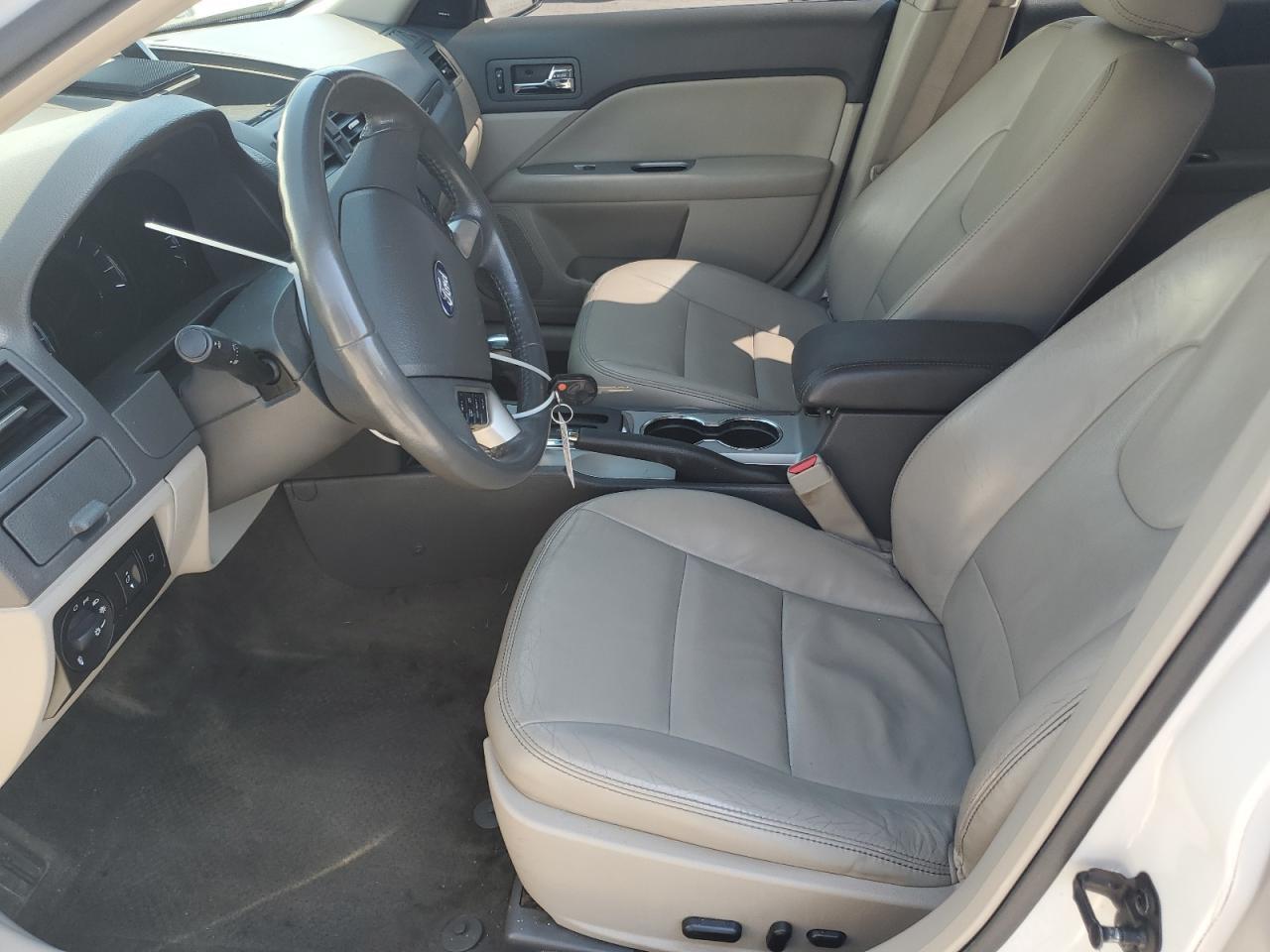 2011 FORD FUSION