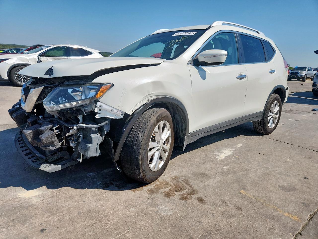 2015 NISSAN ROGUE
