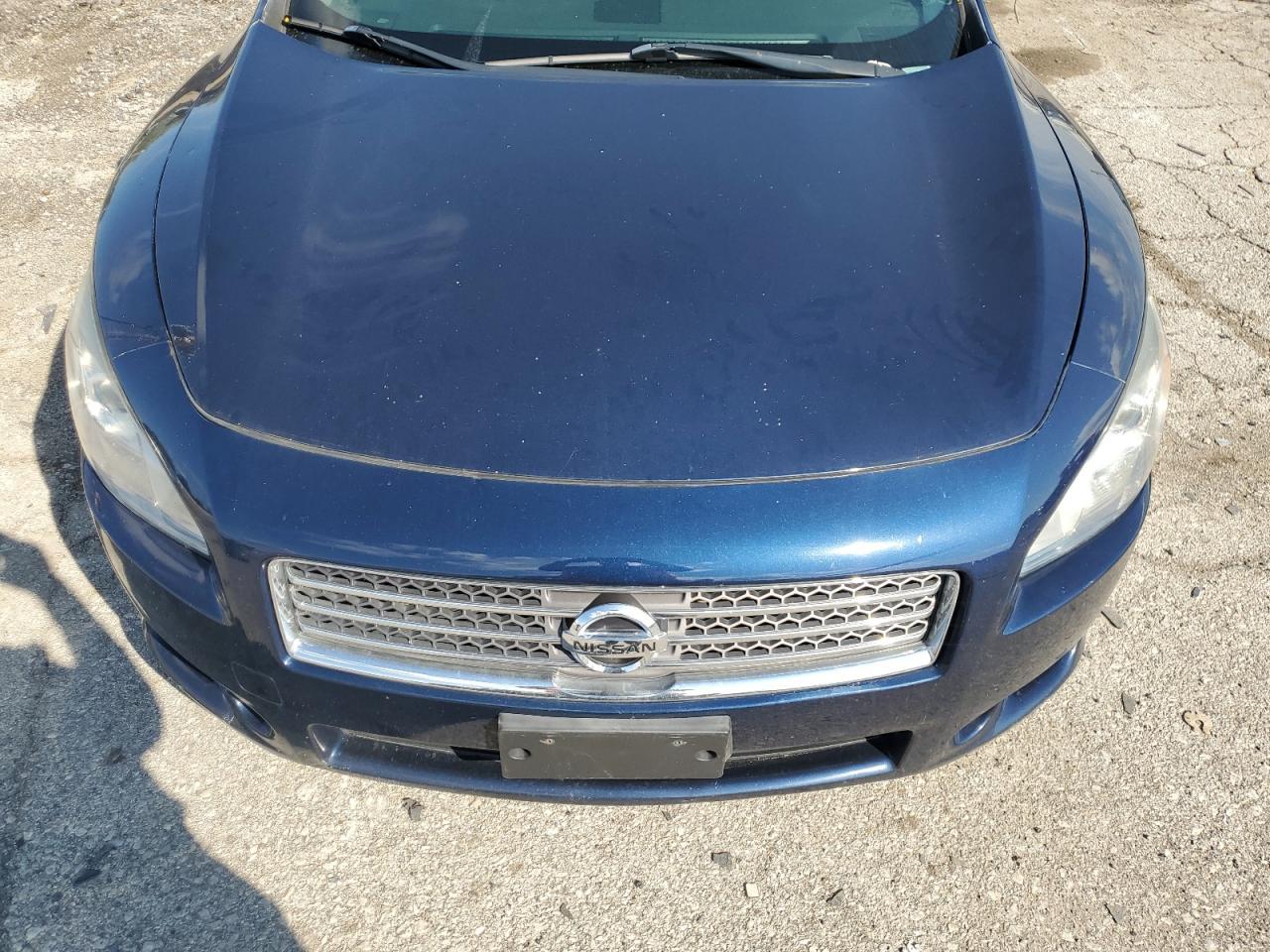 2010 NISSAN Maxima
