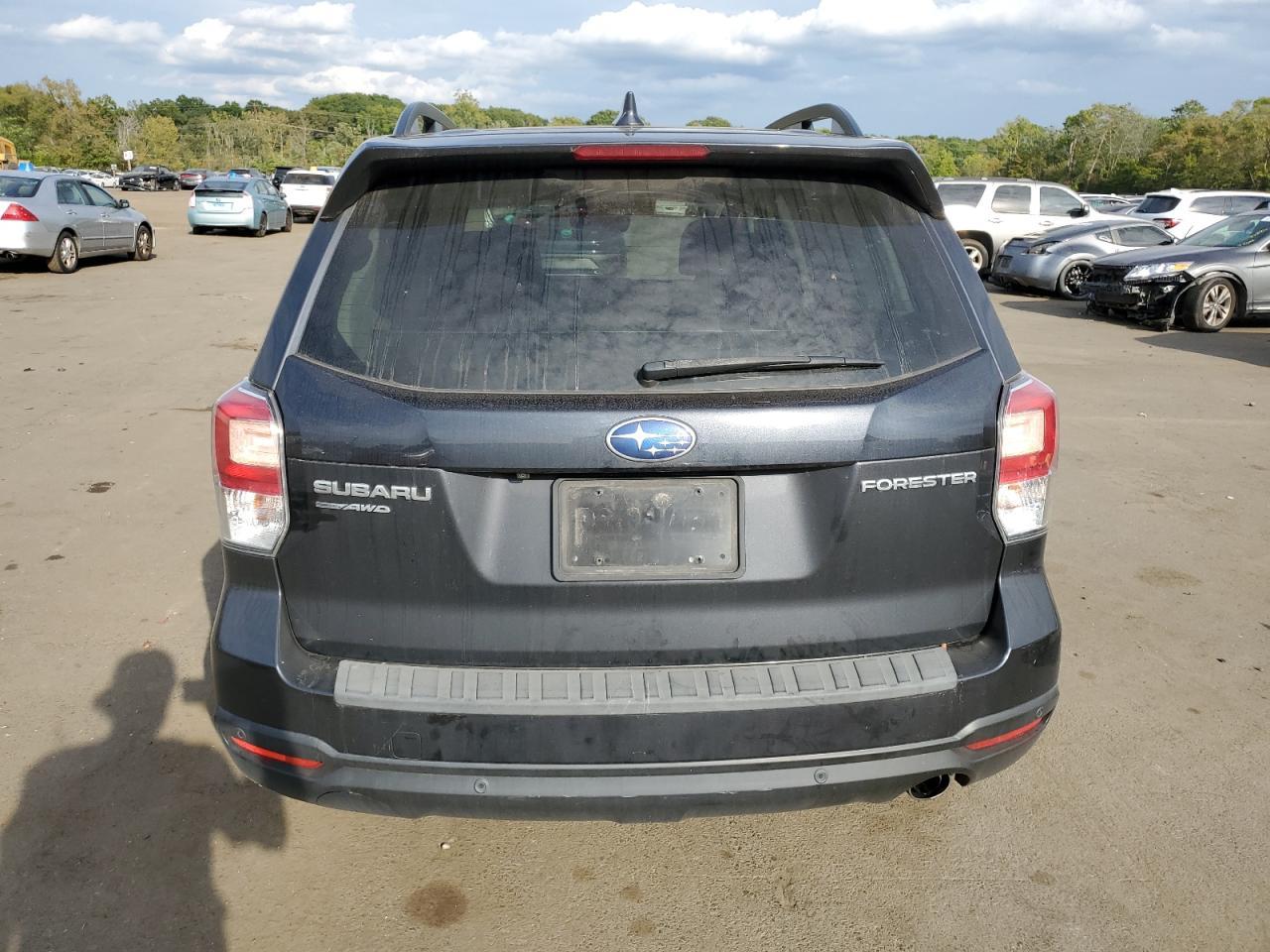 2018 SUBARU FORESTER