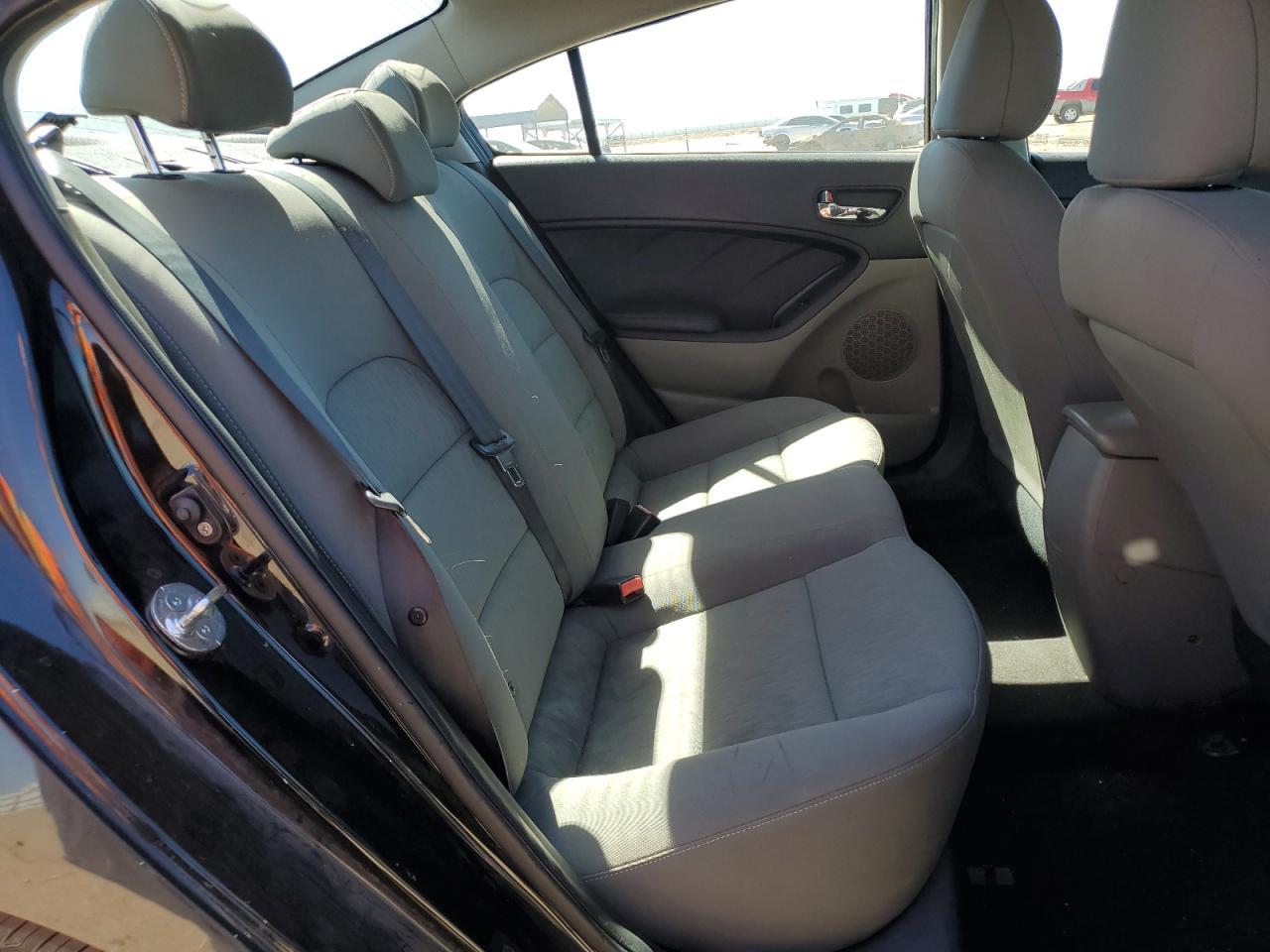 2015 KIA FORTE