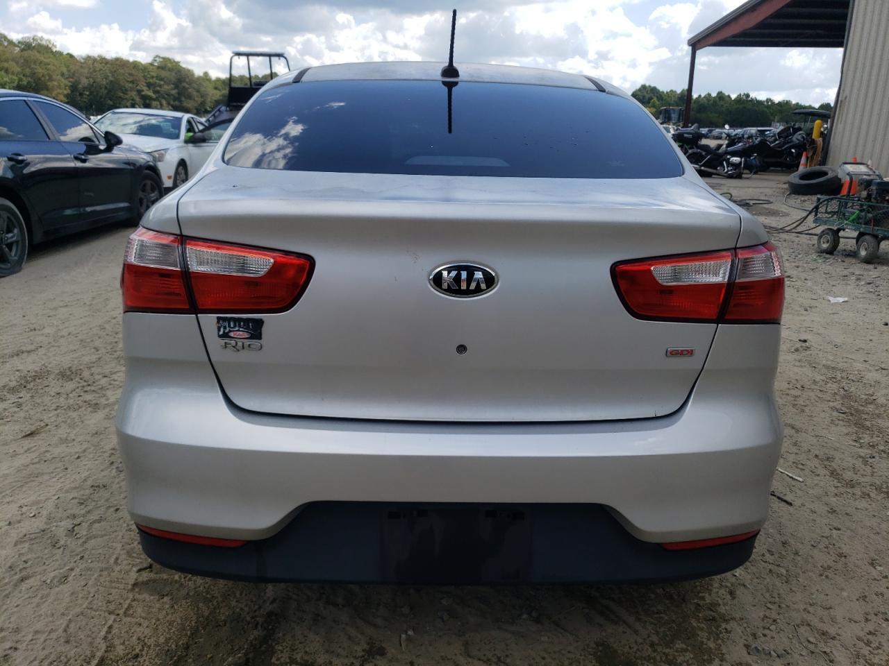 2016 KIA RIO
