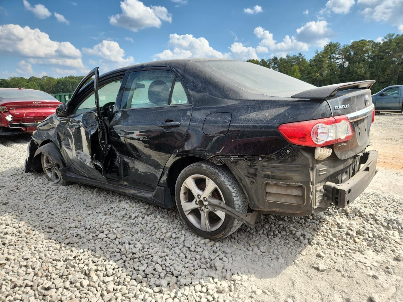 2011 TOYOTA COROLLA