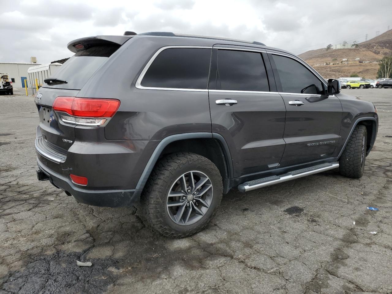 2017 JEEP Grand Cherokee