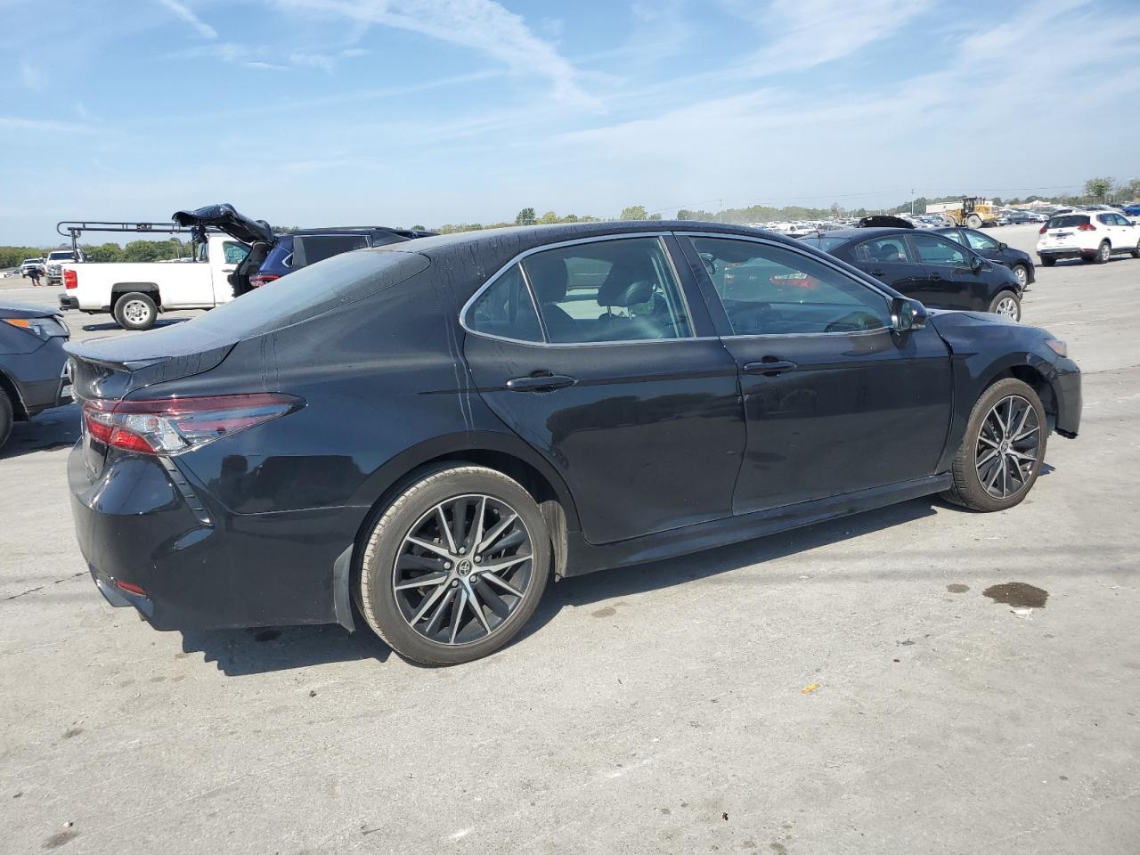 2022 TOYOTA CAMRY