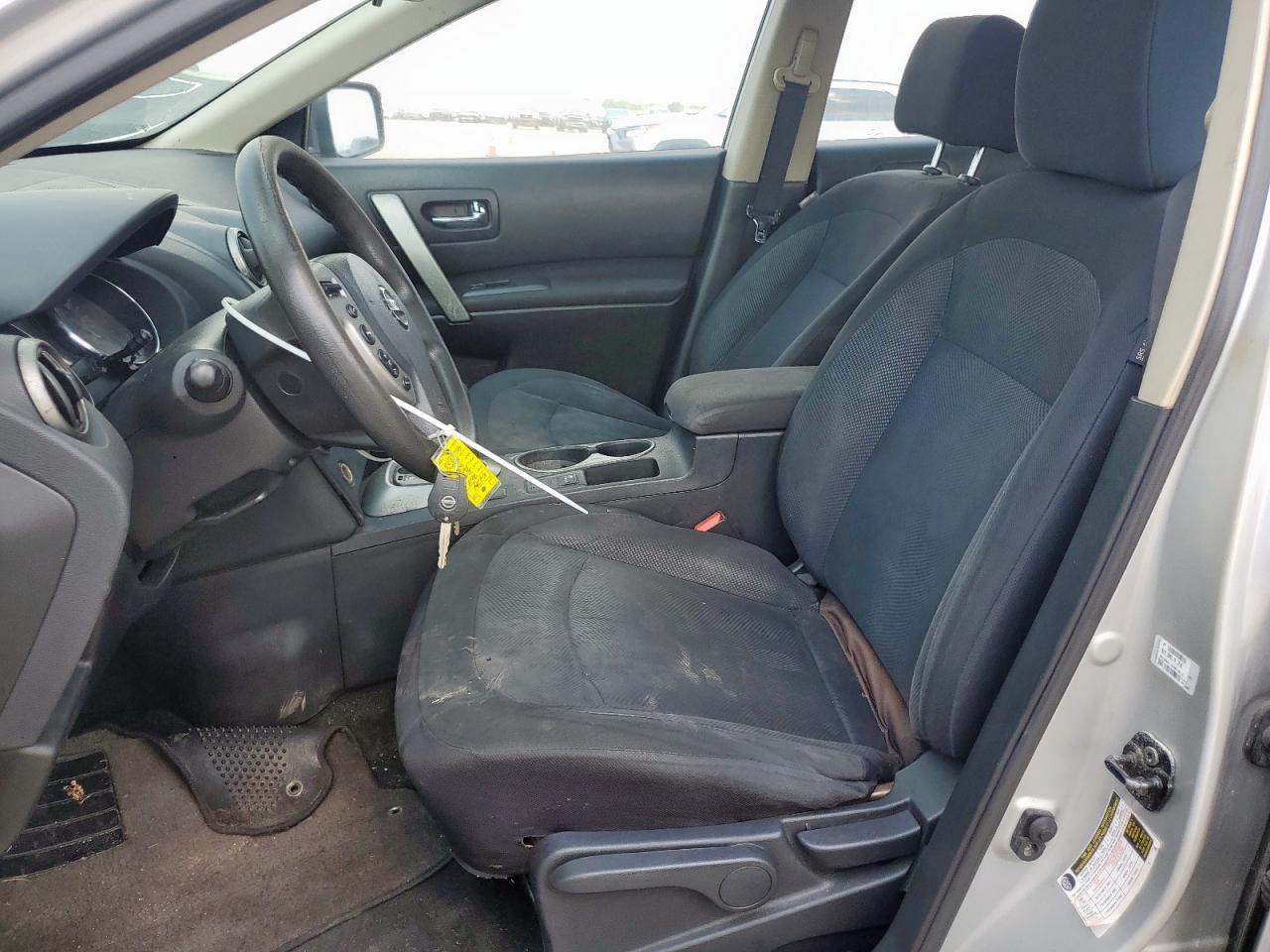 2014 NISSAN ROGUE