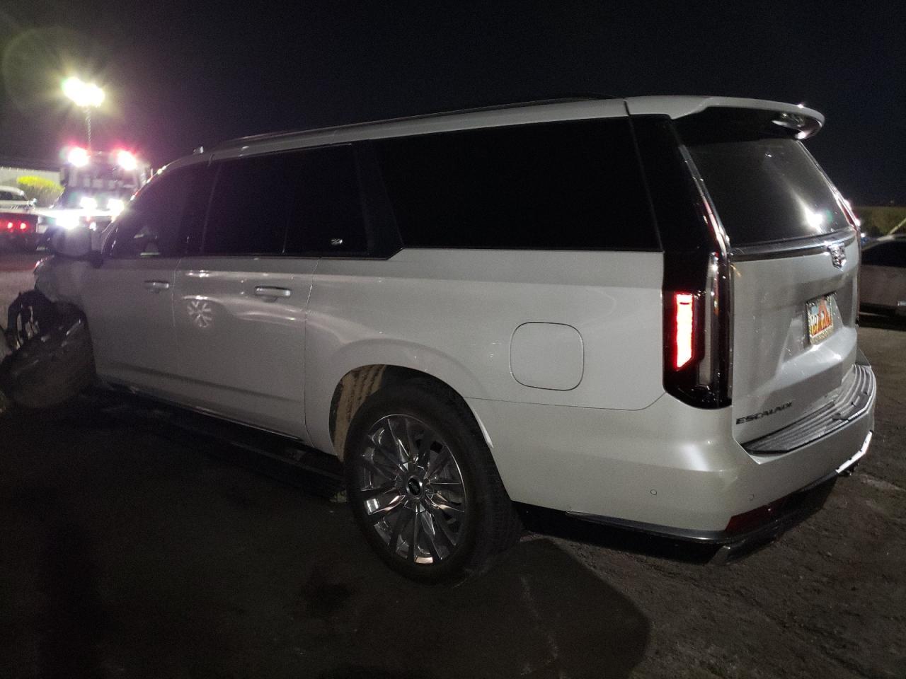 2023 CADILLAC ESCALADE