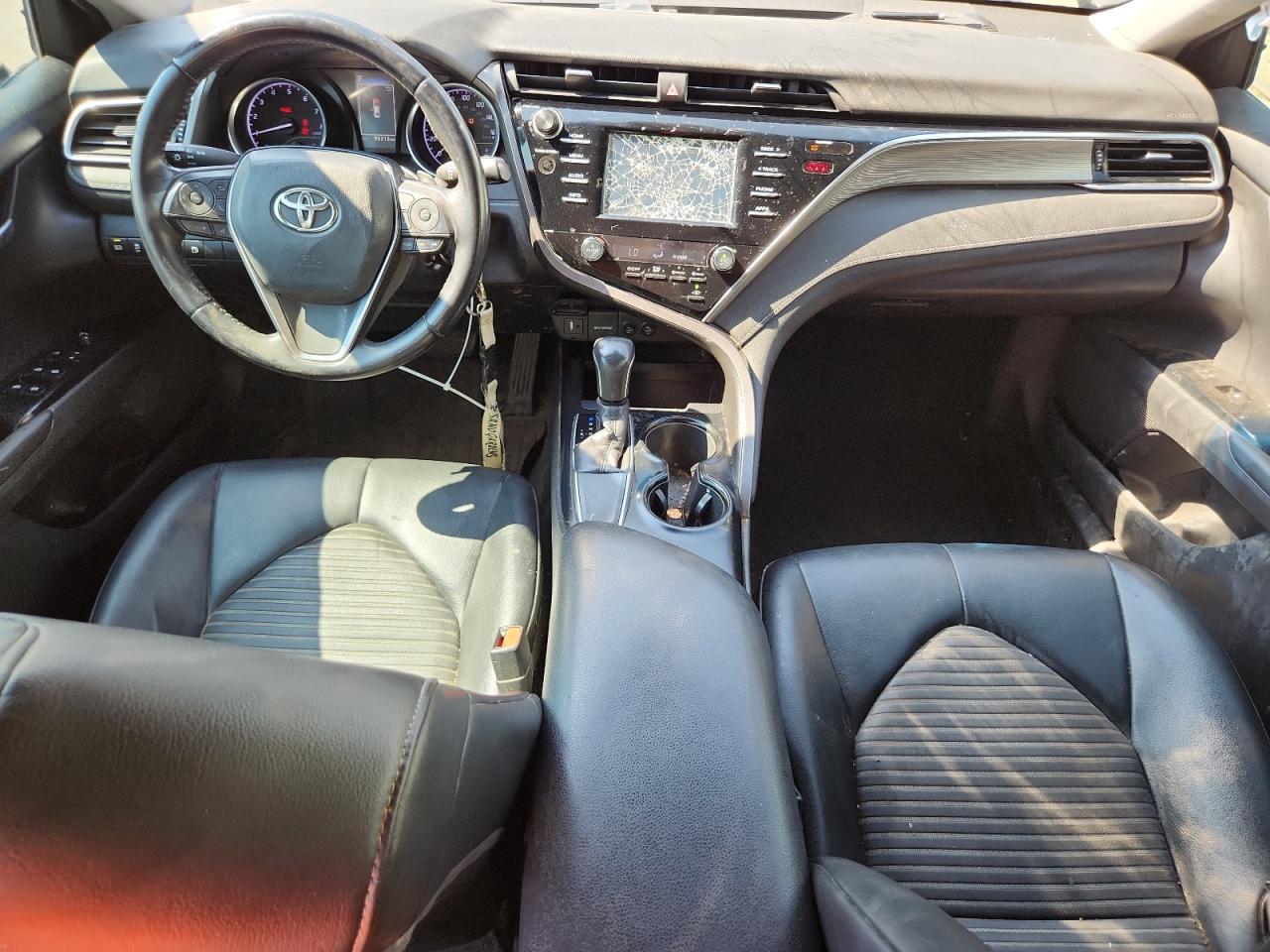 2018 TOYOTA CAMRY
