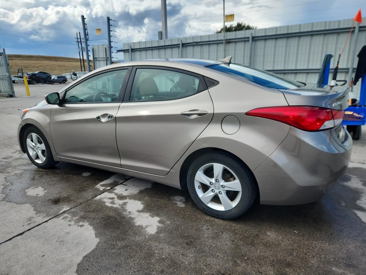 2013 HYUNDAI ELANTRA