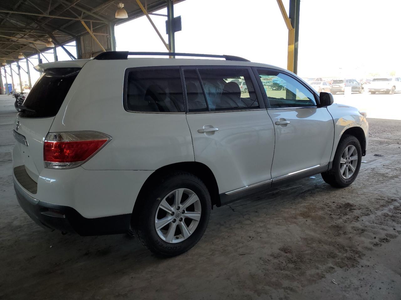 2012 TOYOTA HIGHLANDER