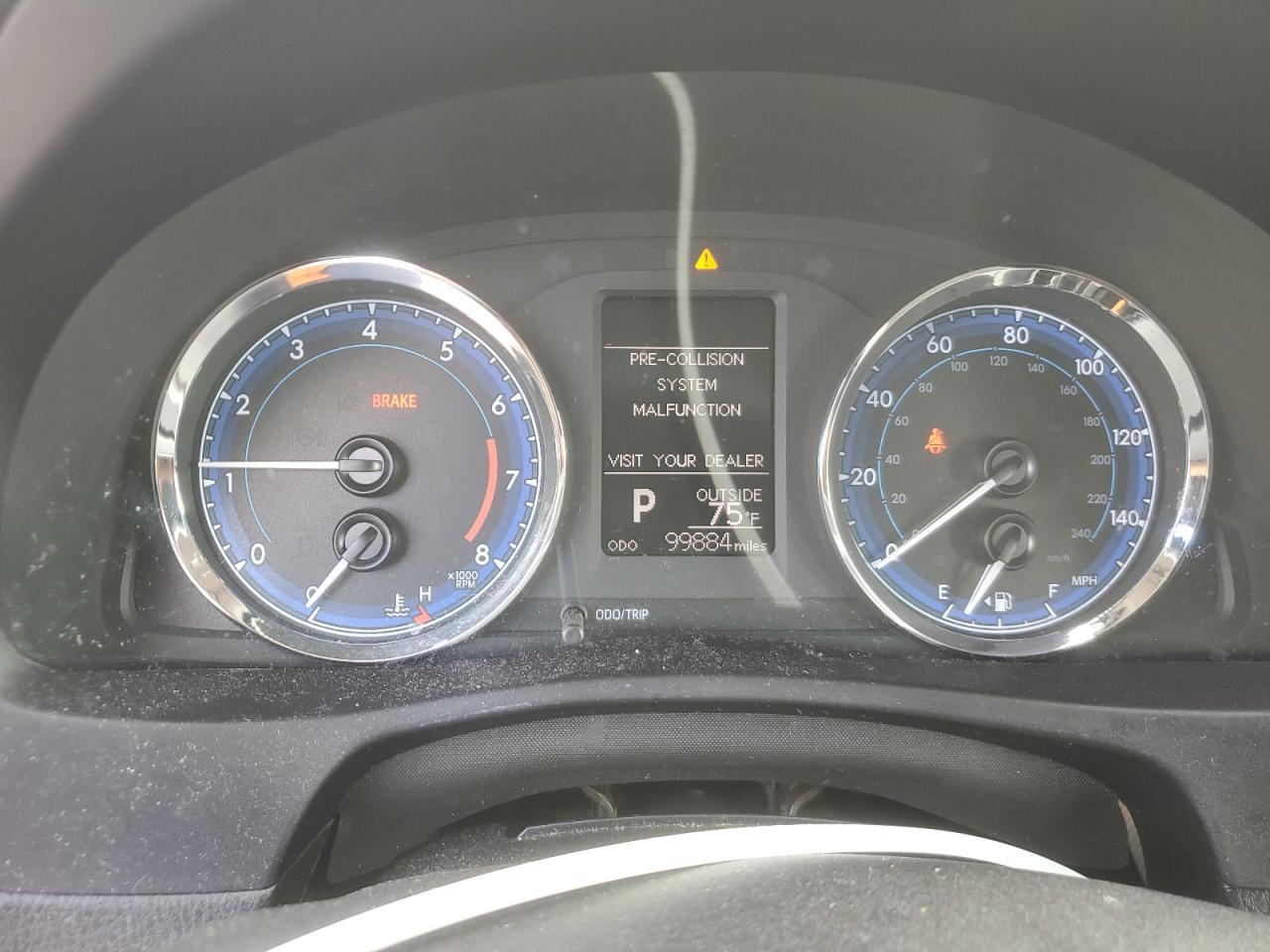 2018 TOYOTA COROLLA