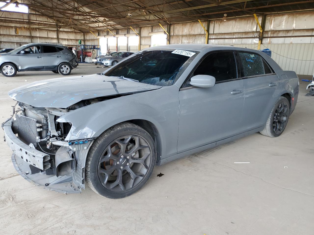 2019 CHRYSLER 300