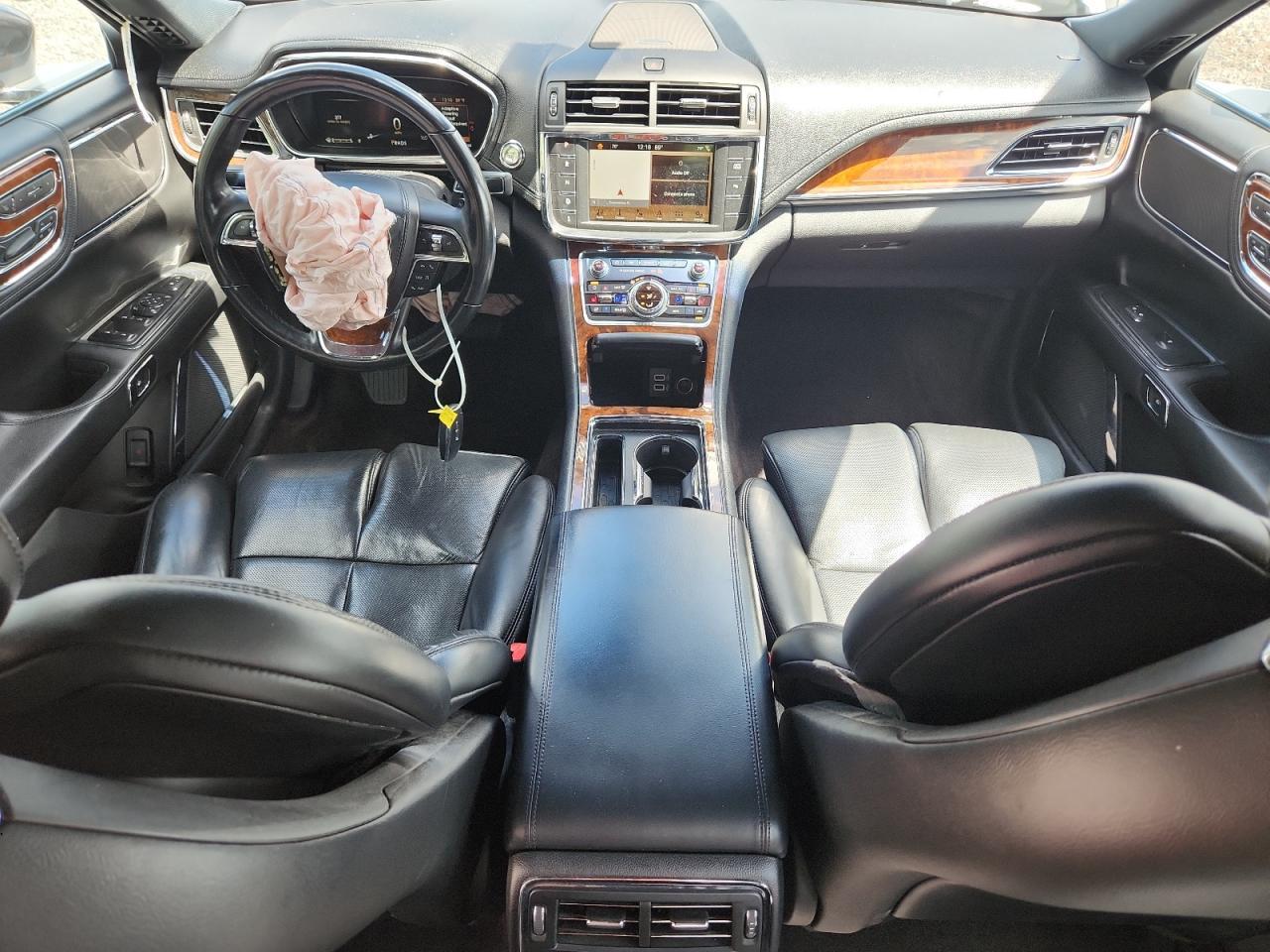 2018 LINCOLN Continental