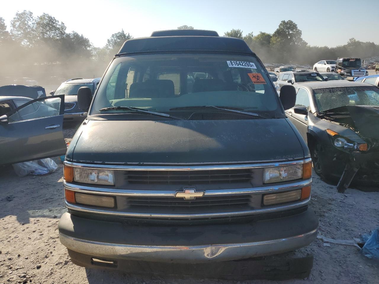 1996 CHEVROLET G10