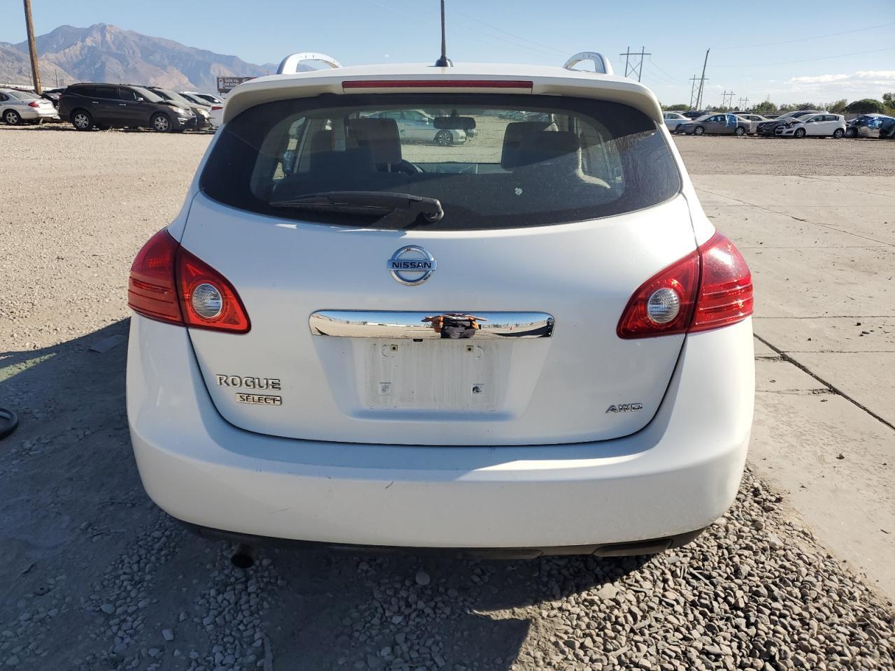 2015 NISSAN ROGUE