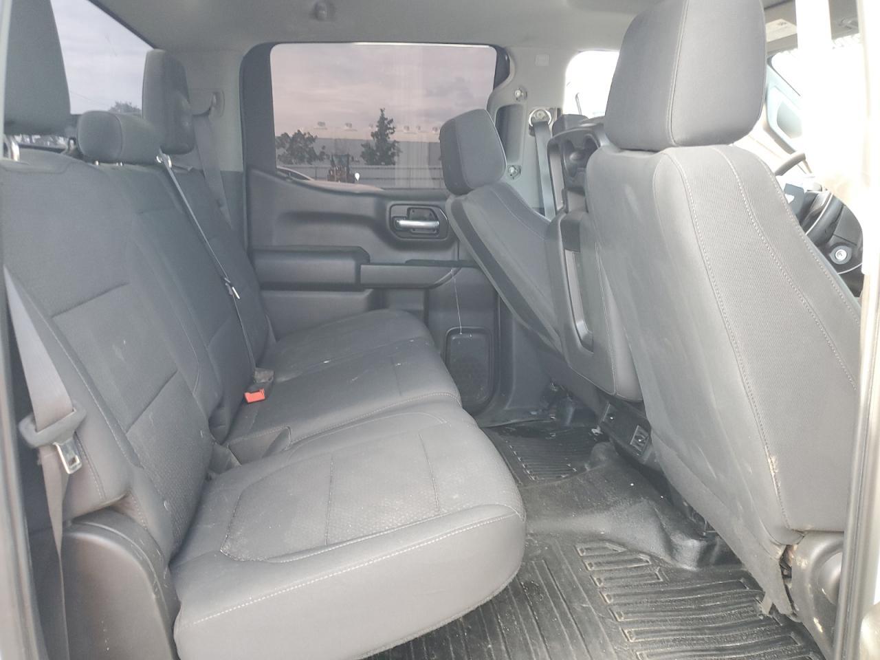 2021 CHEVROLET Silverado