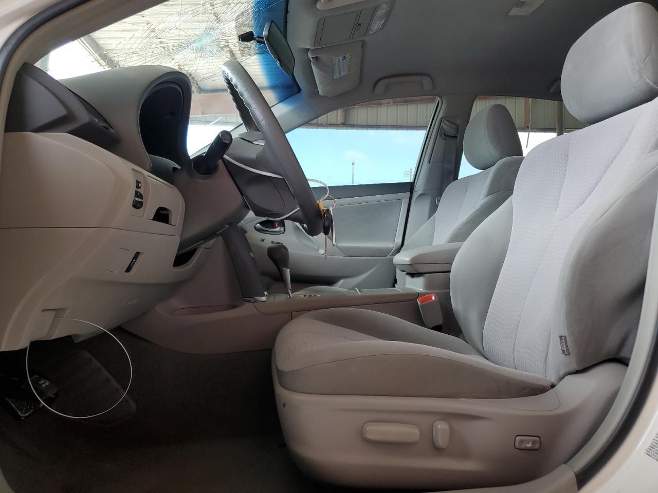 2011 TOYOTA CAMRY