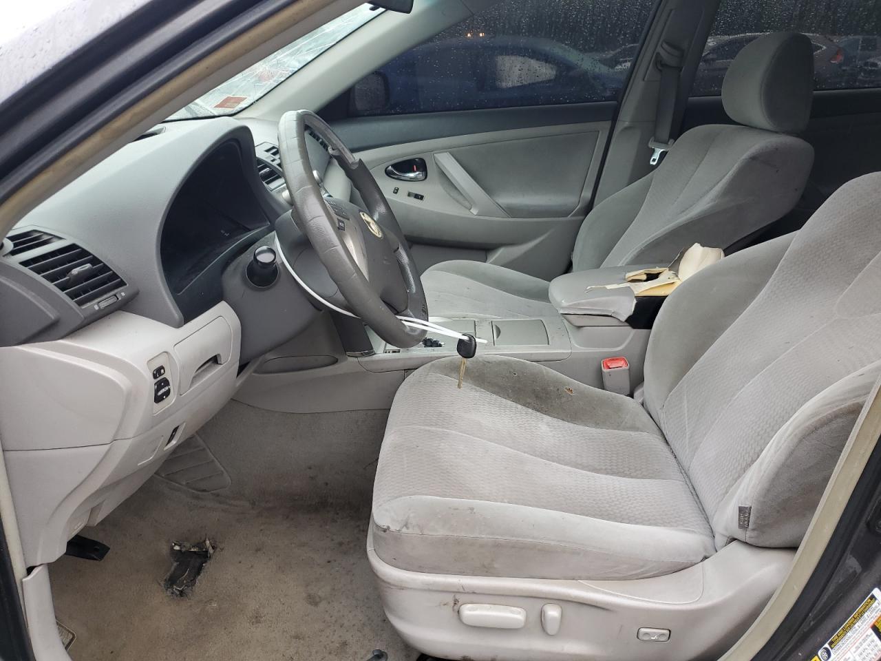2011 TOYOTA CAMRY