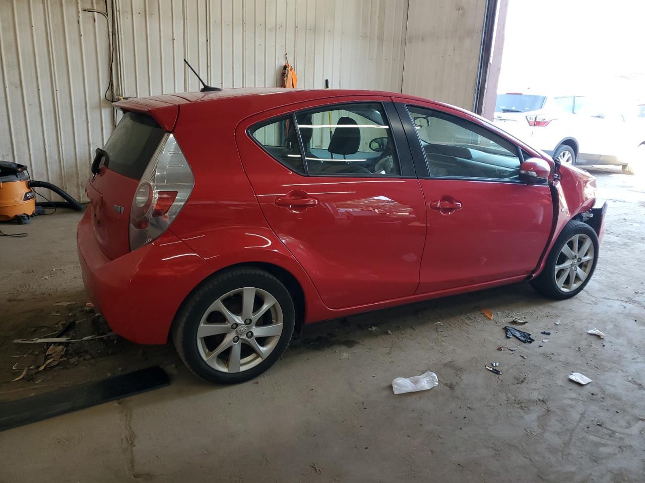 2012 TOYOTA Prius c