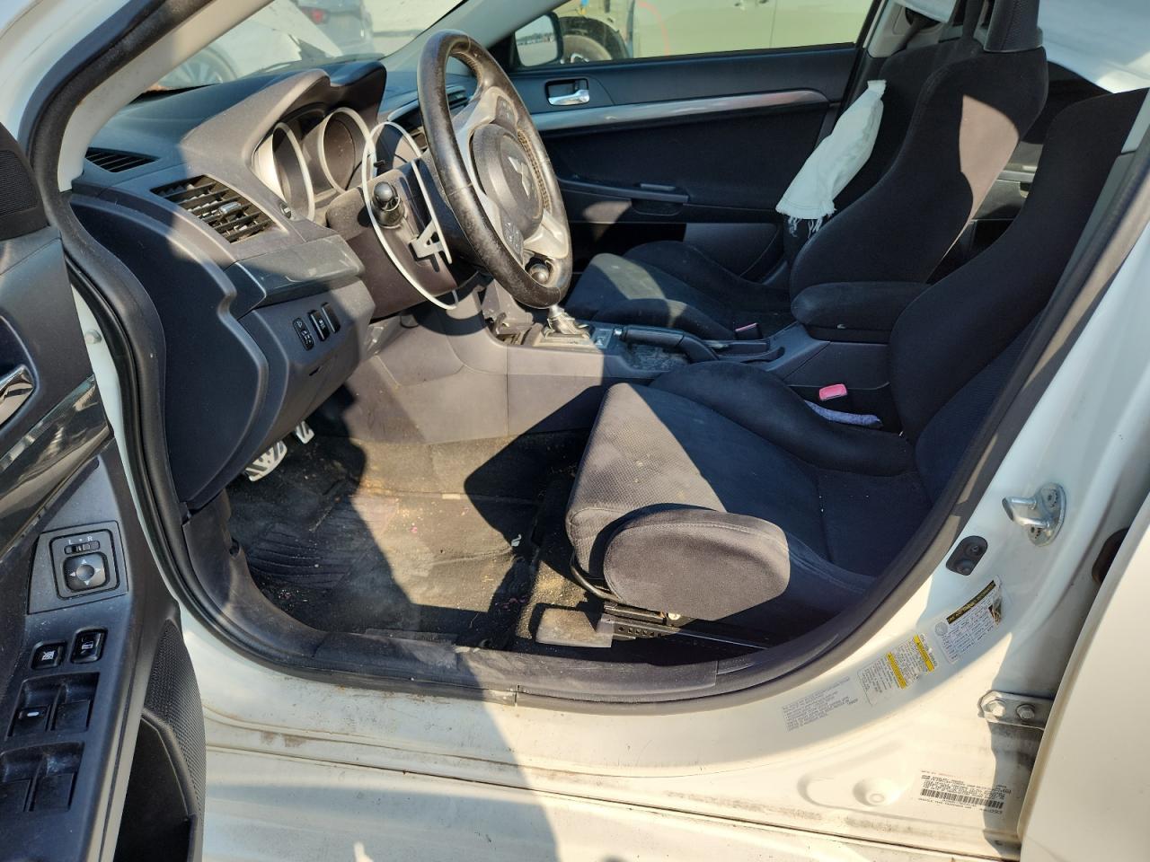 2011 MITSUBISHI LANCER