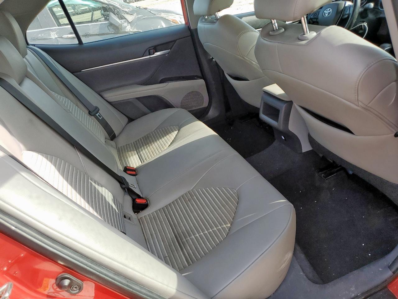 2019 TOYOTA CAMRY
