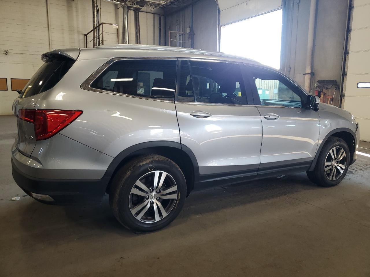 2017 HONDA PILOT