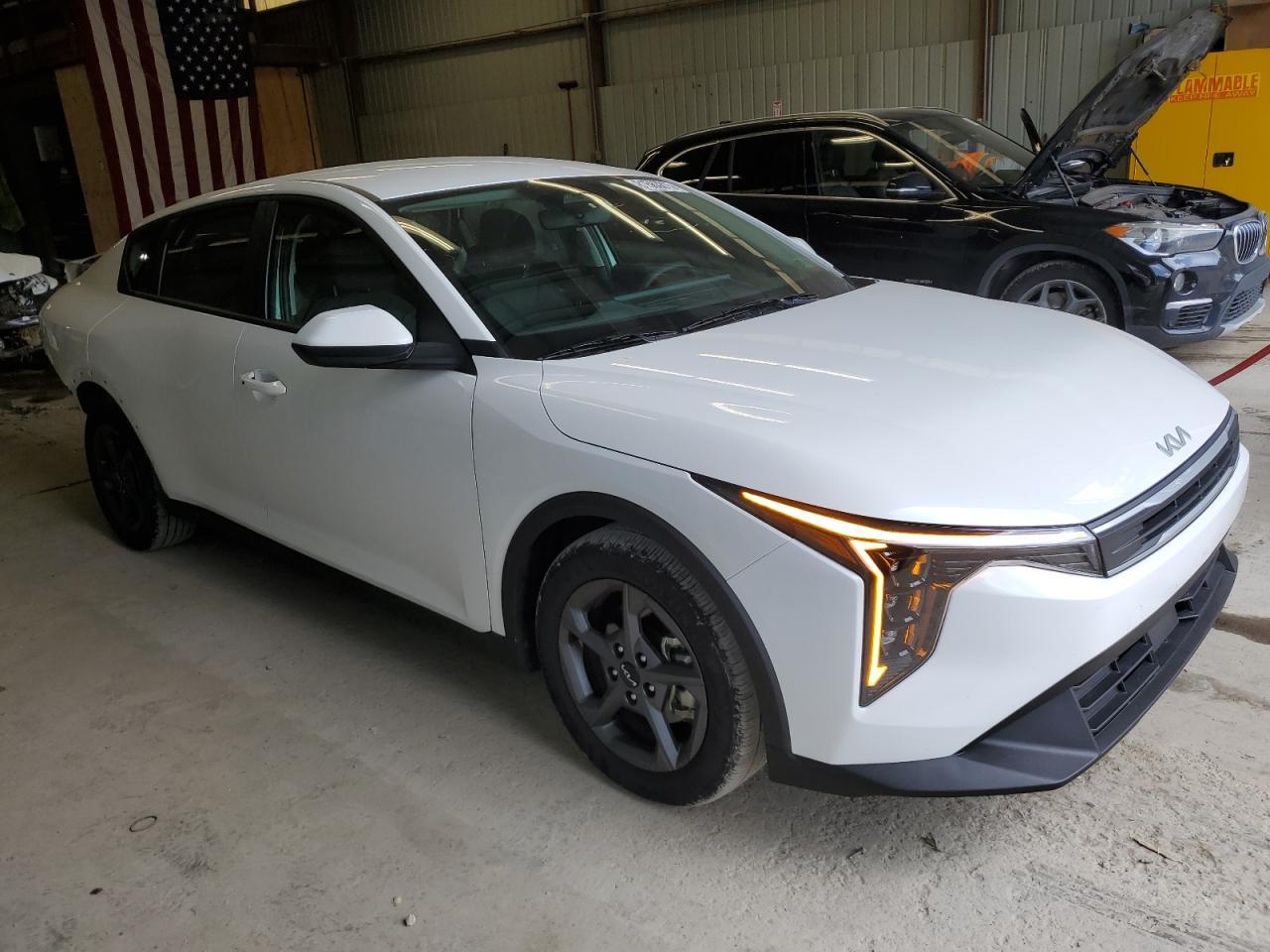 2025 KIA K4