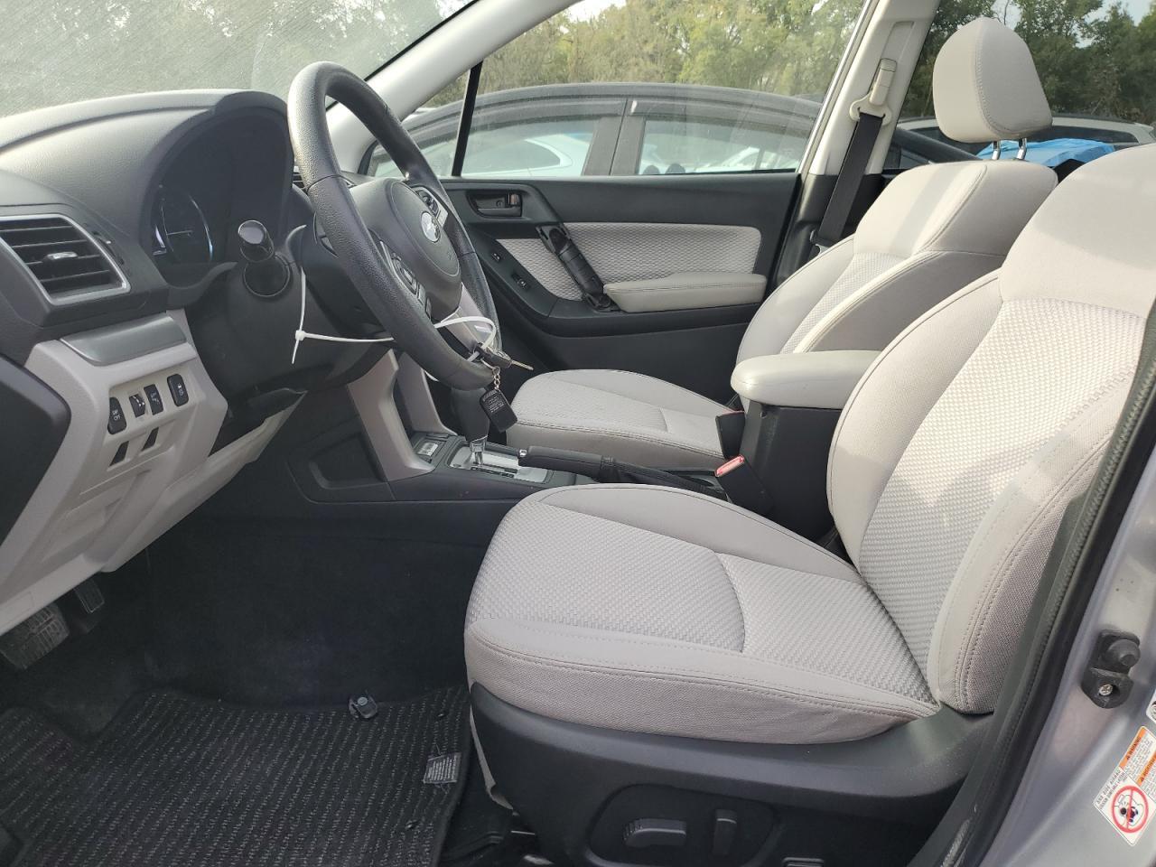 2017 SUBARU FORESTER