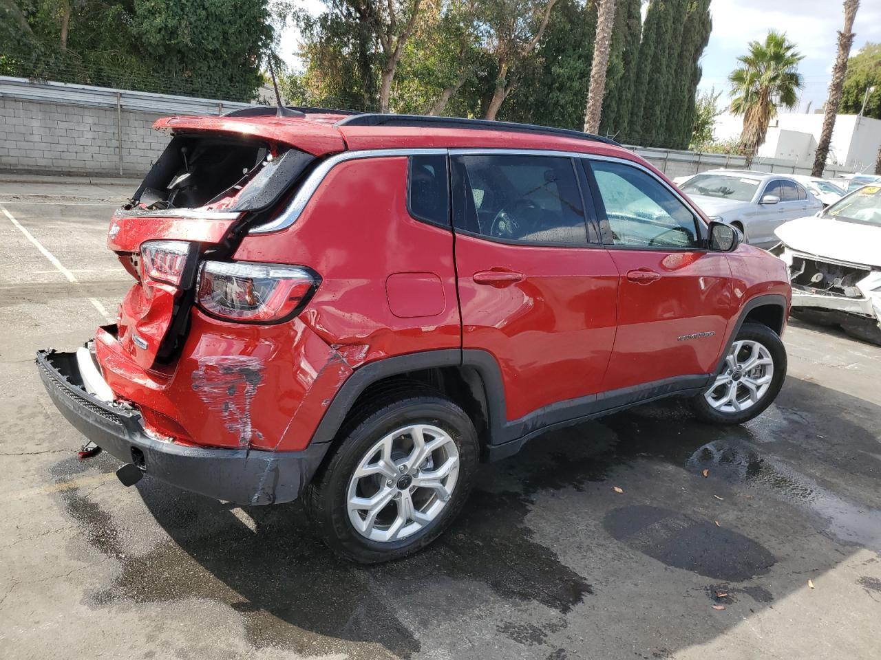 2025 JEEP Compass